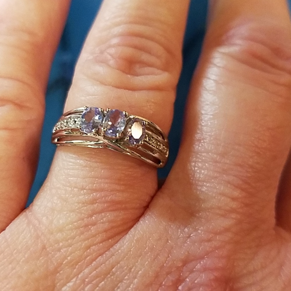 10K White Gold Tanzanite Ring